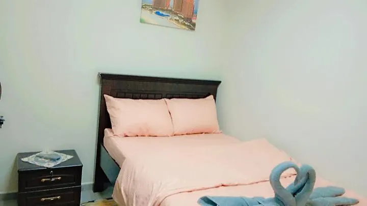 New And Warmth Home 아부다비 아파트